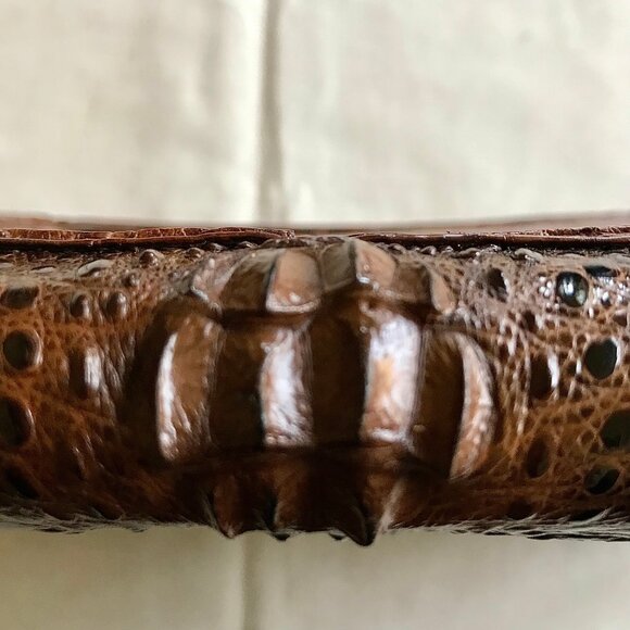 IRV Crocodile Vintage Leather Bag with Adjustable Strap - Picture 11 of 15